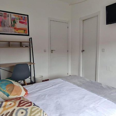 Hostal El Torero Алькала-де-Энарес Экстерьер фото